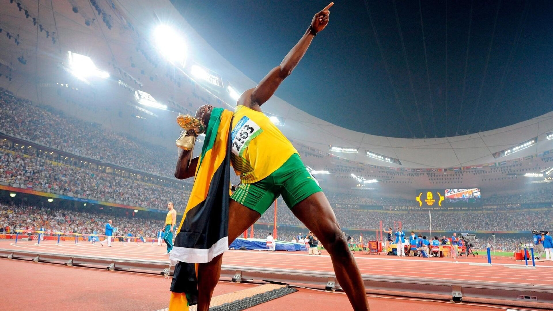 拜仁引进新援图赫尔打造铁血防线，拜仁hernandez