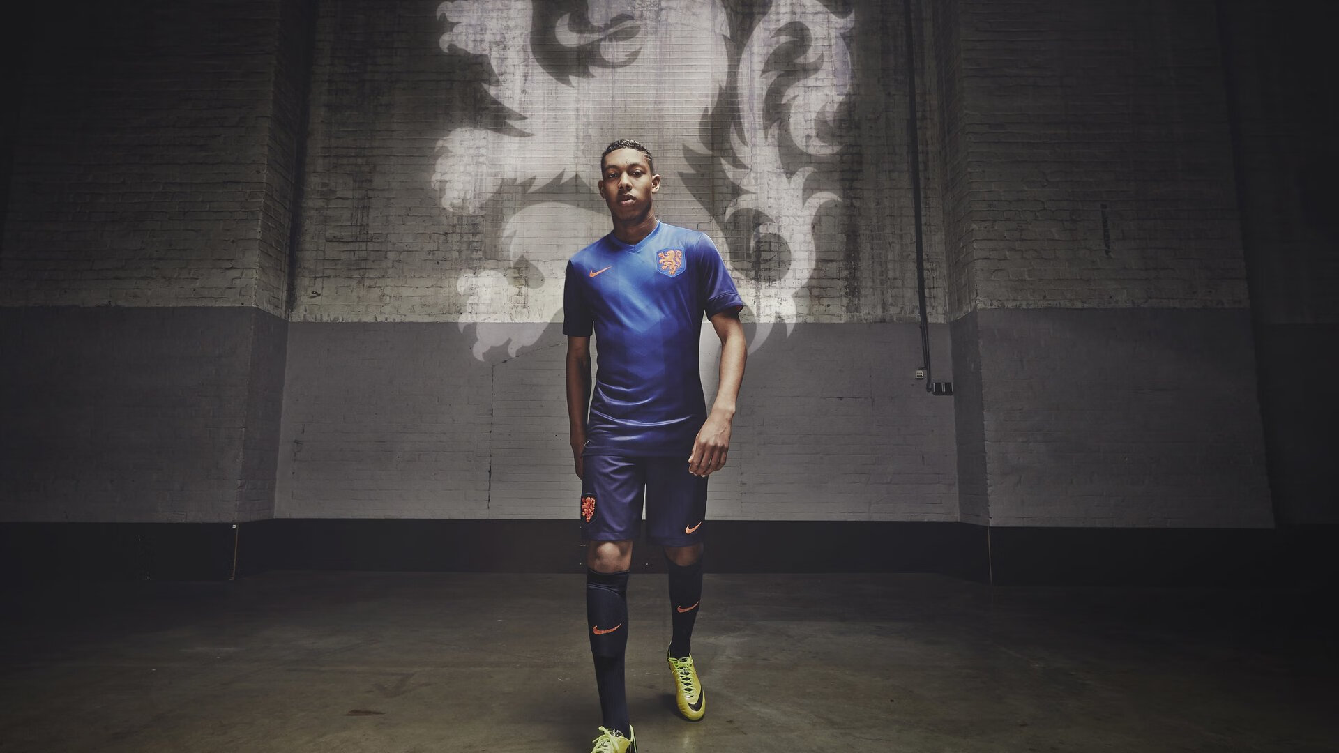 职业球员是否具备基本的战术阅读能力，职业球员的素养